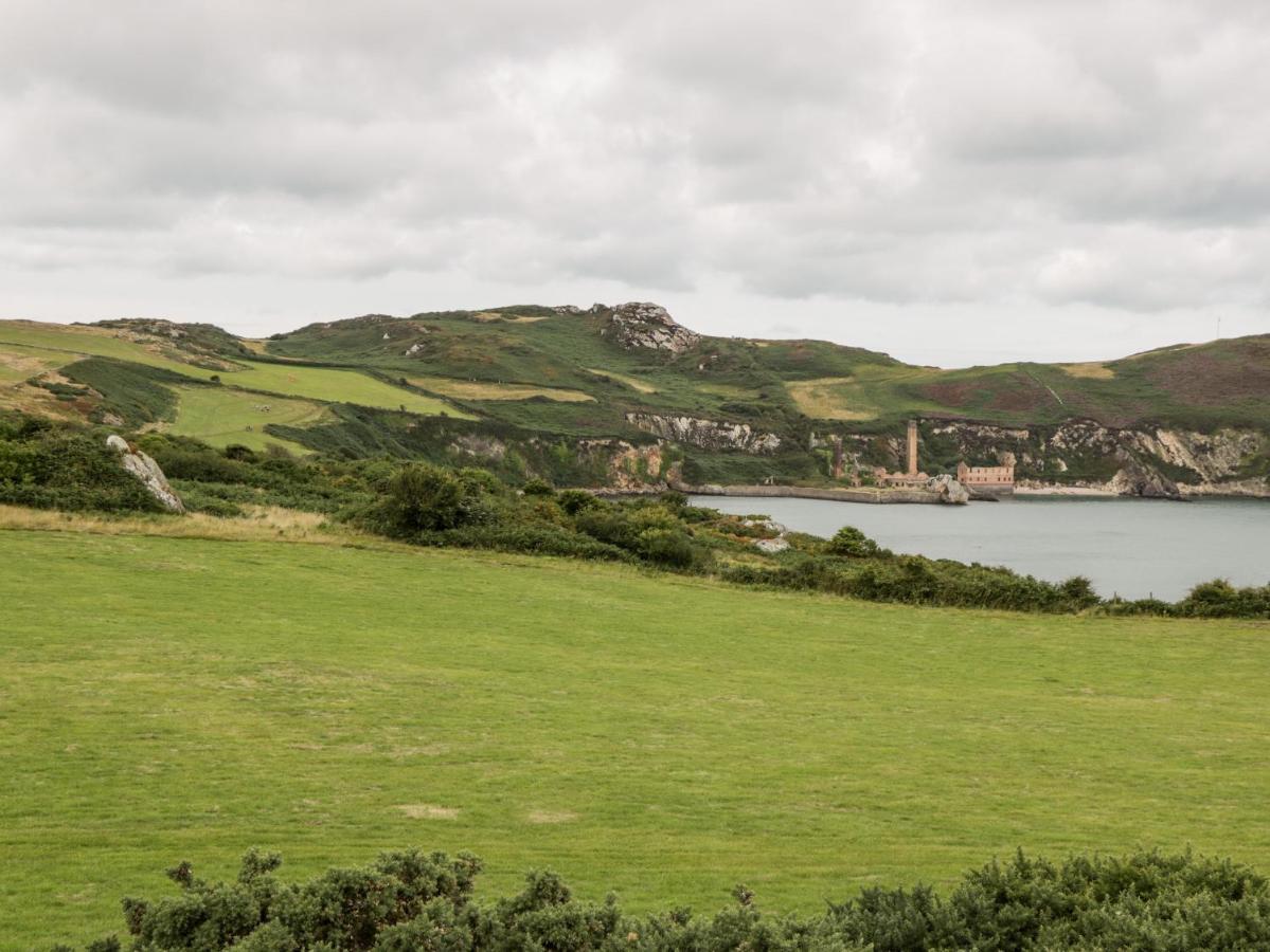 Holiday home Porthwen